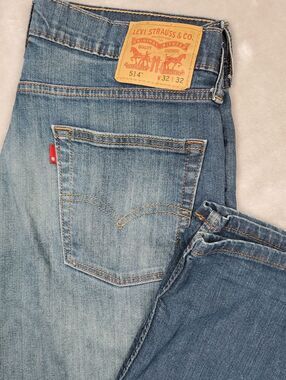 Levi's 514 | Men's 32x32 | Straight Fit Faded Blue Stretch Denim Jeans